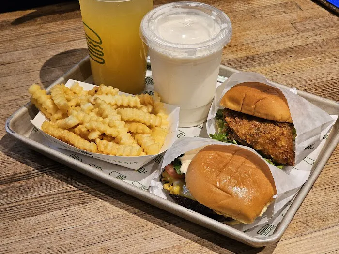 Shake Shack Upper East Side Picture 5