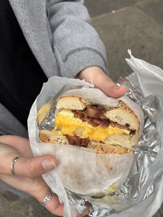 H&H Bagels Picture 7