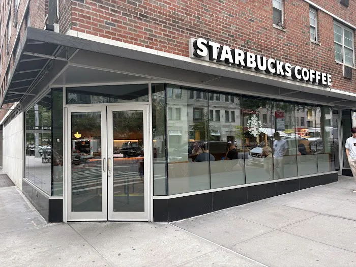 Starbucks Picture 7
