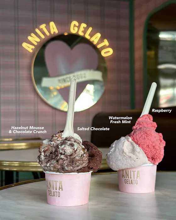 Anita La Mamma del Gelato Picture 3