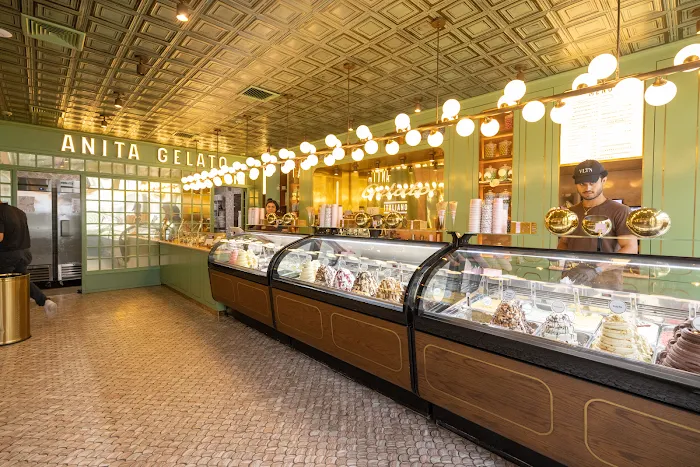 Anita La Mamma del Gelato Picture 7