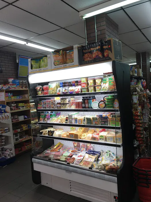 Bread & Butter (579 Main Street) Picture 1