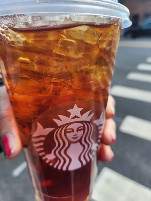 Starbucks Picture 6