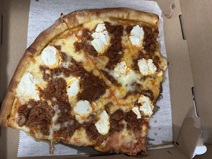 Gino's Pizza Picture 6