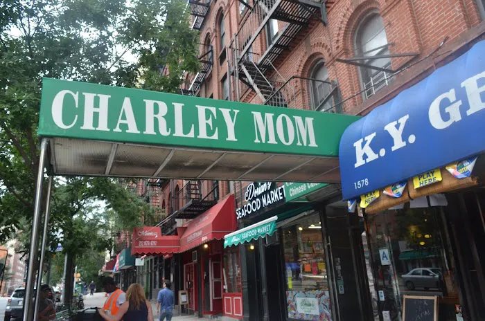 Charley Mom Picture 3