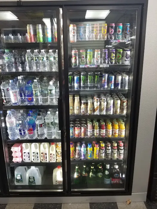 Lalu Deli Grocery Picture 2