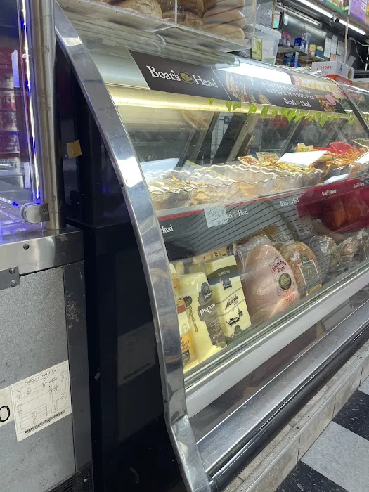 Lalu Deli Grocery Picture 9
