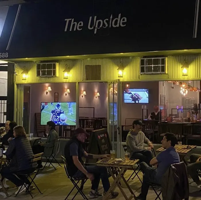 The Upside Bar Picture 9