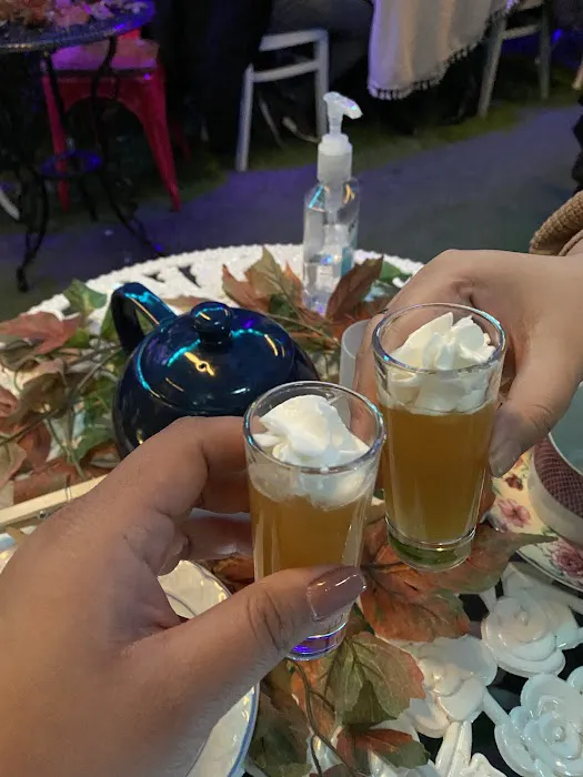 The Alice Cocktail Experience Picture 1
