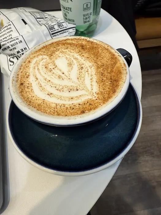 ARTISAN CAFE Picture 8