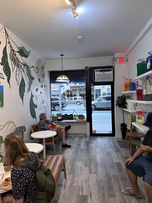 ARTISAN CAFE Picture 7