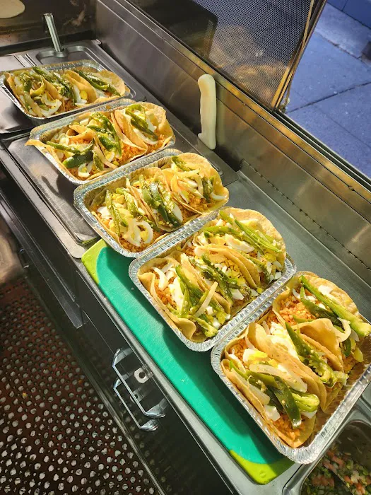 Tacos El Azteca Picture 7