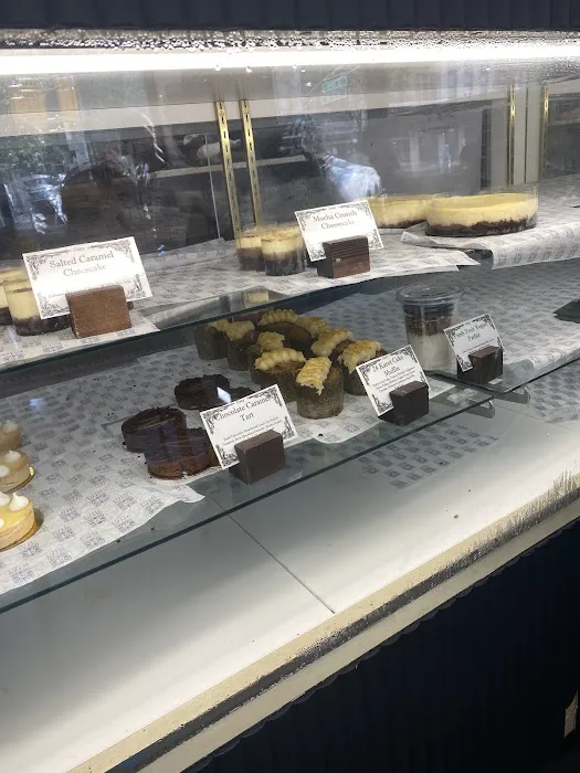 Patis Bakery Picture 3