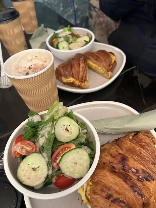 Patis Bakery Picture 8