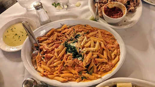 Carmine's - Upper West Side Picture 10