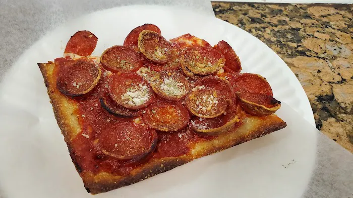 Village Square Pizza - Upper West Side Picture 1