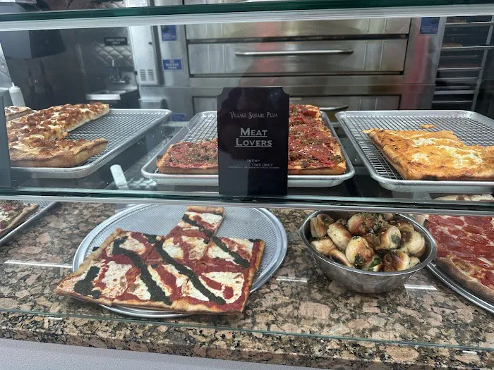 Village Square Pizza - Upper West Side Picture 5