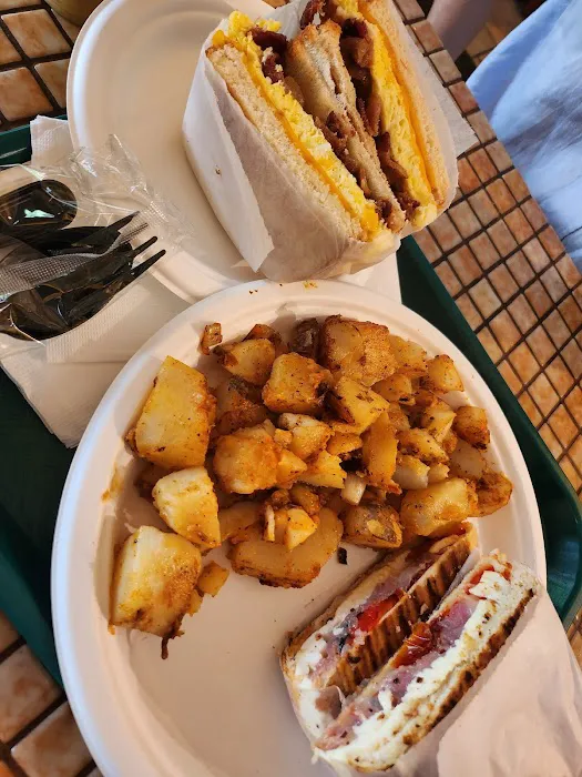 Mila Cafe Picture 4