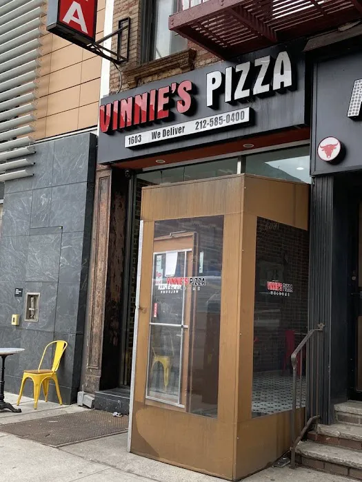 Vinnie's Pizza Picture 9