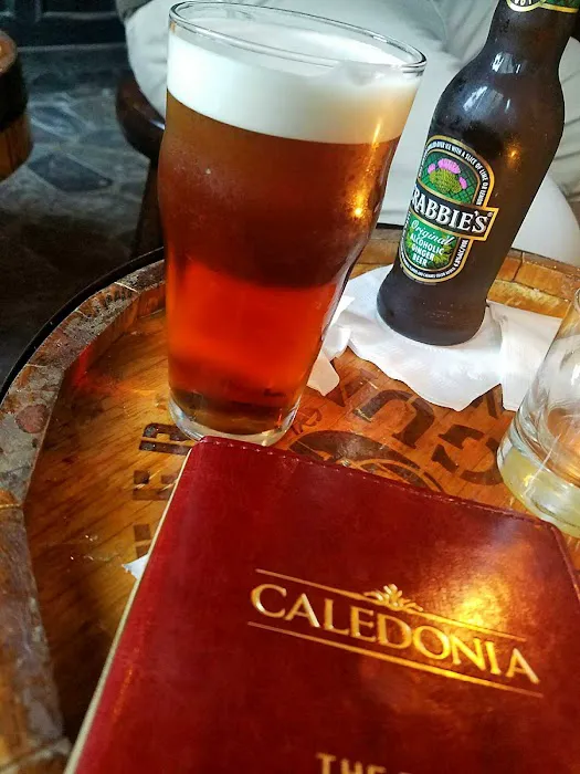 Caledonia Bar Picture 7