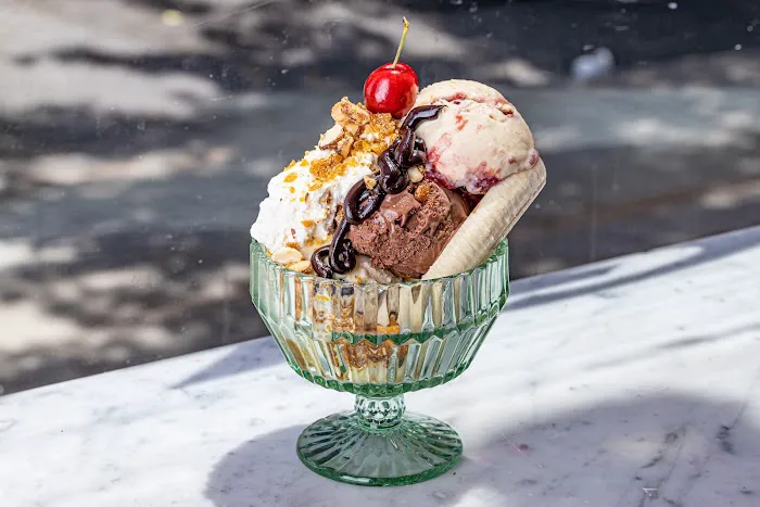 Glace NY Picture 8