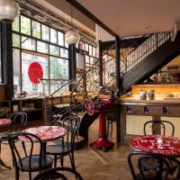 Eli's Essentials And Wine Bar ico