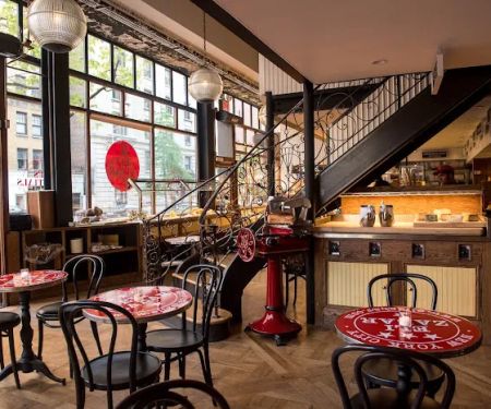 Eli's Essentials And Wine Bar
