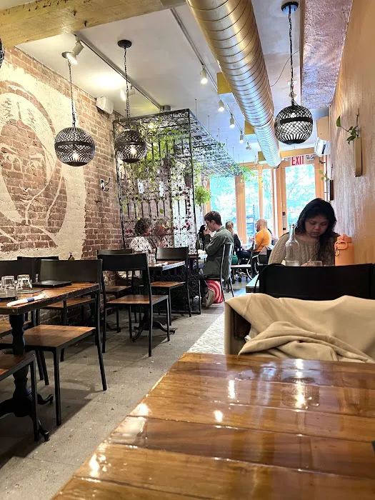 Hummus Kitchen Picture 8