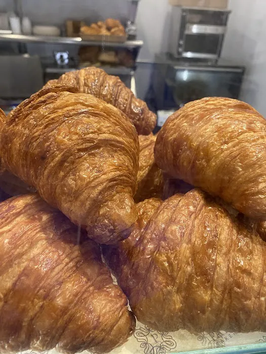 Patis Bakery Picture 7