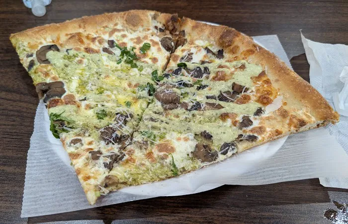 Lucia Pizza Of UES Picture 8