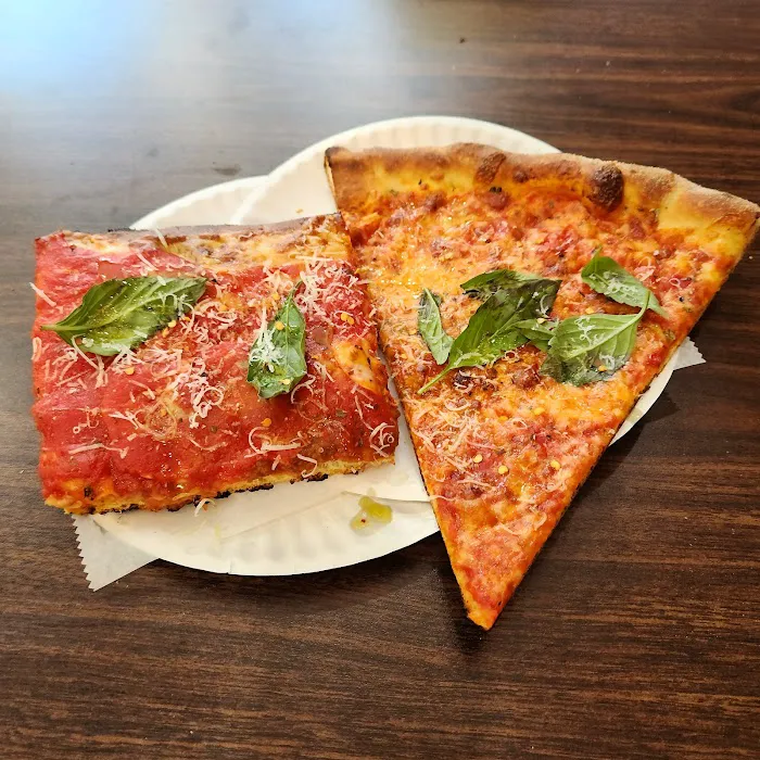 Lucia Pizza Of UES Picture 5