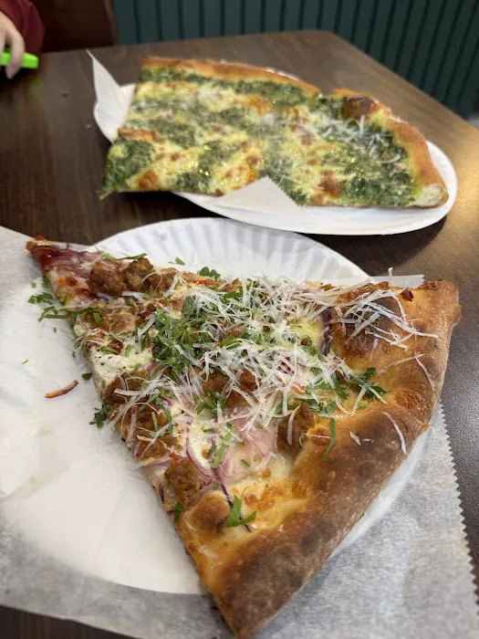 Lucia Pizza Of UES Picture 2