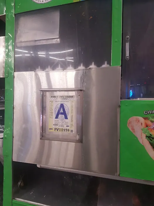 Medo Halal Food Cart Picture 10