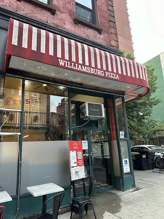 Williamsburg Pizza Picture 4