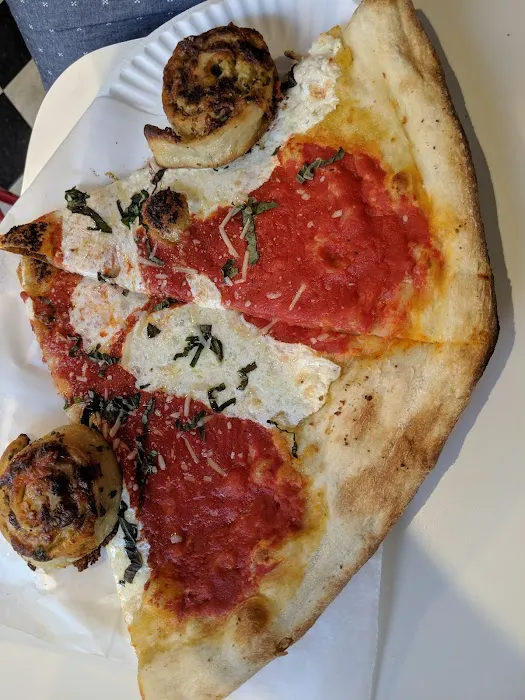 Williamsburg Pizza Picture 9