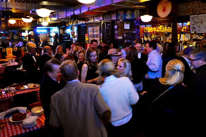 Dorrian's Red Hand (NYC) Picture 10