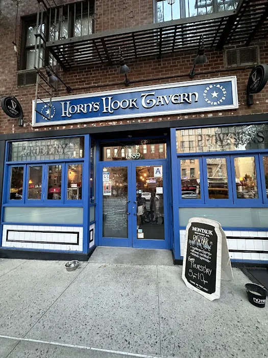Horn's Hook Tavern Picture 1