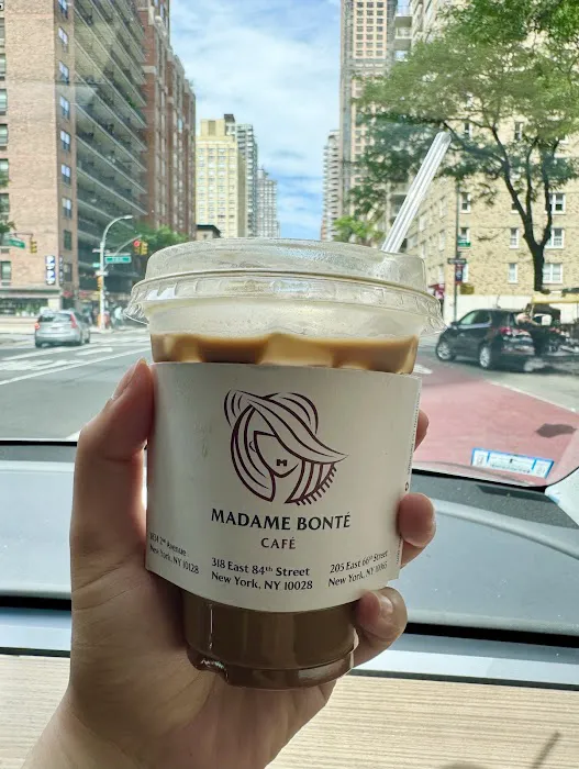 Madame Bonté Café Picture 4