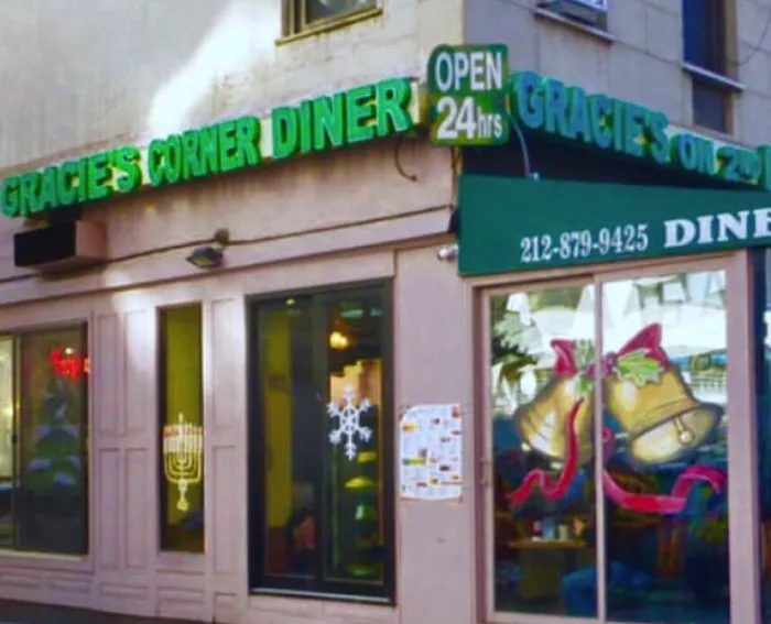 Gracie's Diner Picture 6