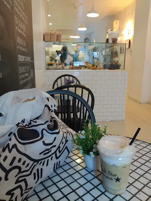 Black Star Bakery & Cafe Picture 10