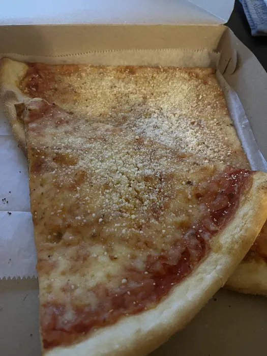 Gotham Pizza Picture 8
