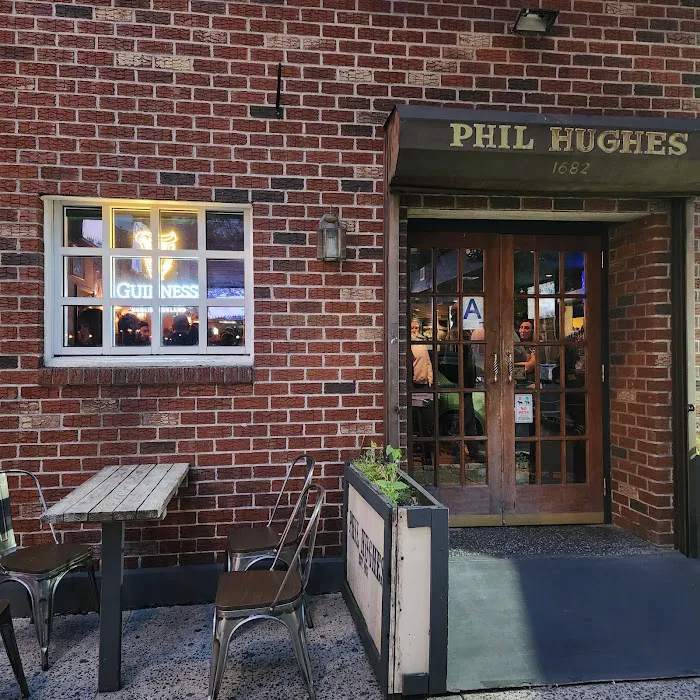 Phil Hughes Bar Picture 5