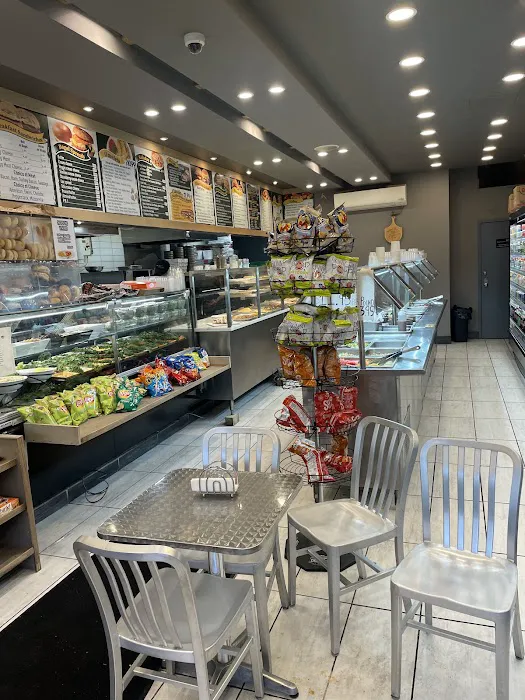 Heavenly Market & Pizza Picture 5