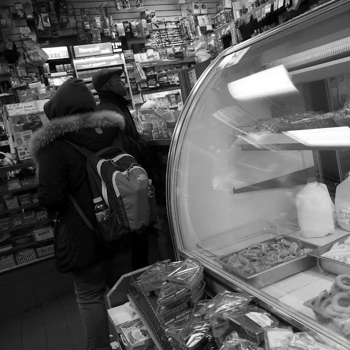 Superior Deli & Grocery Picture 4