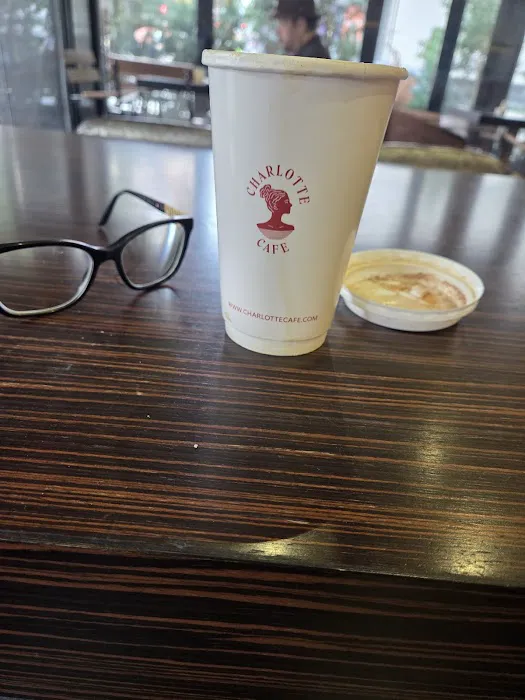 Charlotte Cafe Picture 1