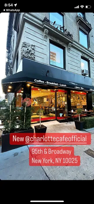 Charlotte Cafe Picture 7