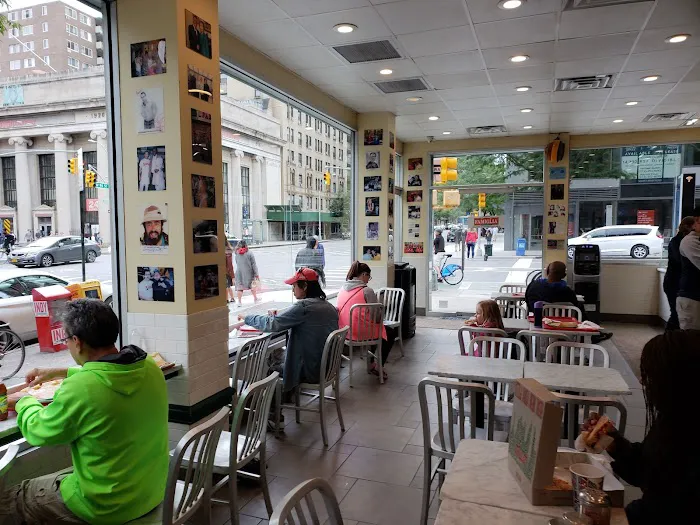 Famous Famiglia Pizzeria Picture 9