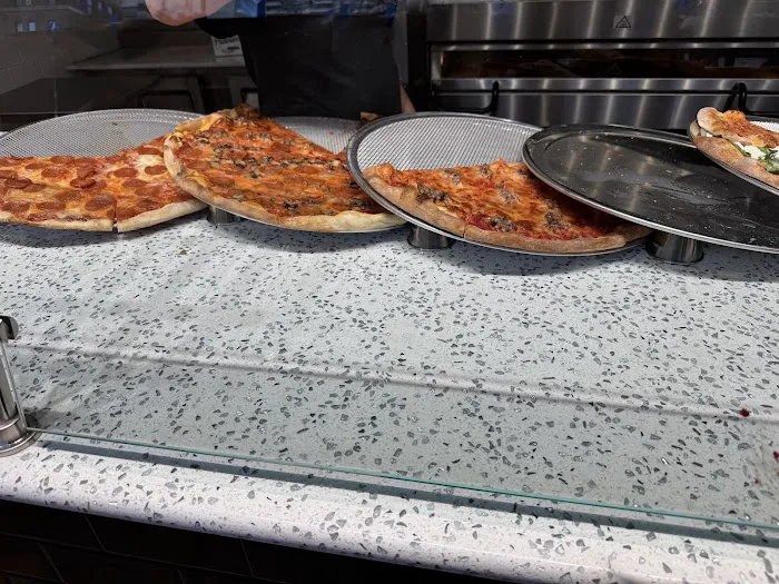 Made In New York Pizza Picture 7