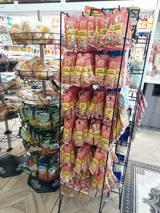 King Boy Deli Picture 4