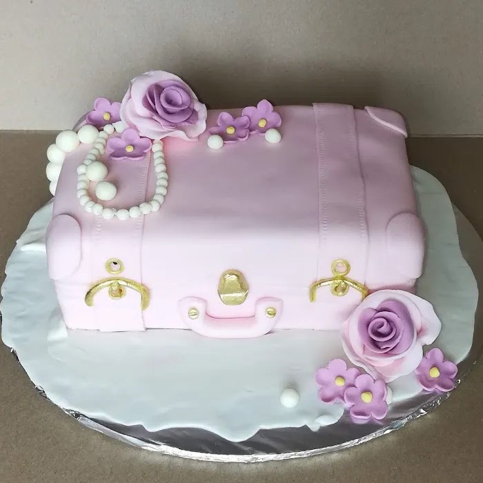 Snooky's Custom Cakes Picture 9